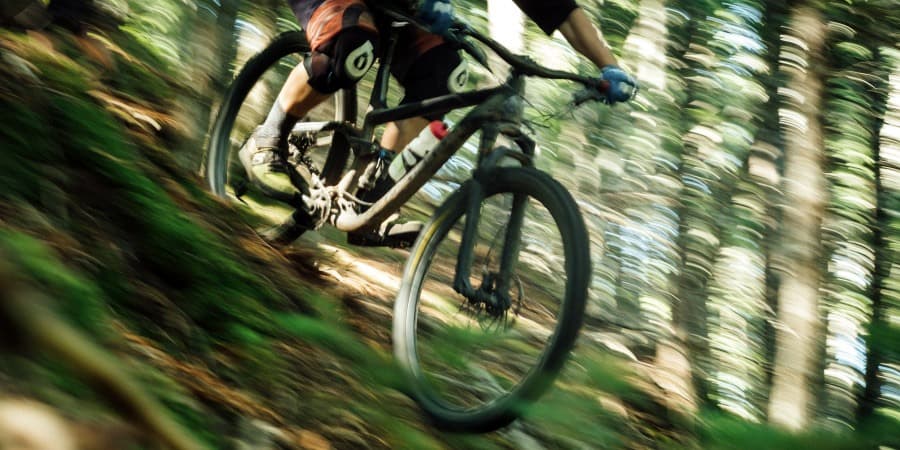 Mtountainbike med flats pedaler